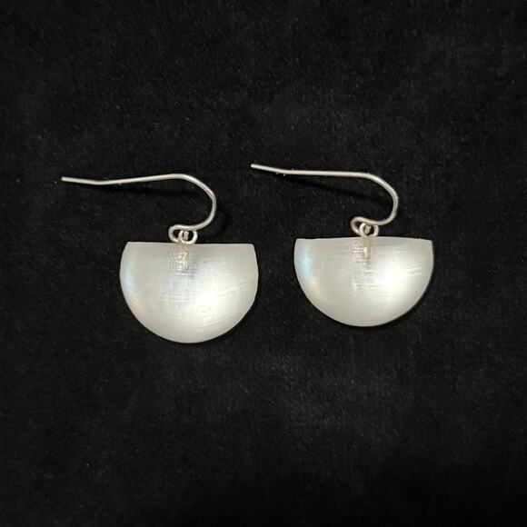 Rare HTF Alexis Bittar Hand Carved Clear White Lucite Half Circle Earrings - Picture 5 of 10